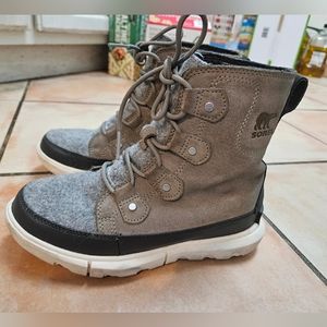 Sorel Explorer Joan women's sz 6.5 gray waterproof winter snow boots